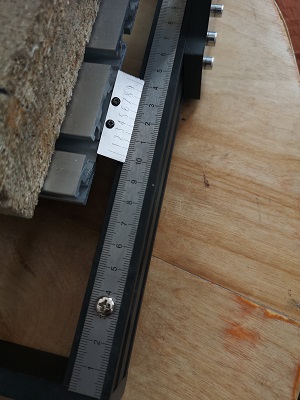 y-axis rule with diamond engraved shim steel vernier plate.